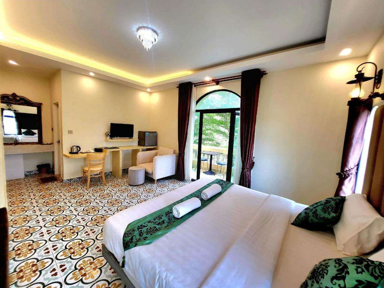 Hotel Hang Meas Boutique Kampot Esterno foto