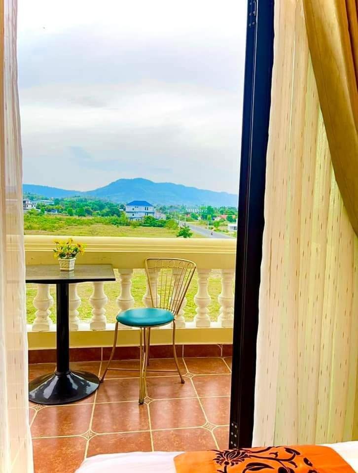 Hotel Hang Meas Boutique Kampot Esterno foto
